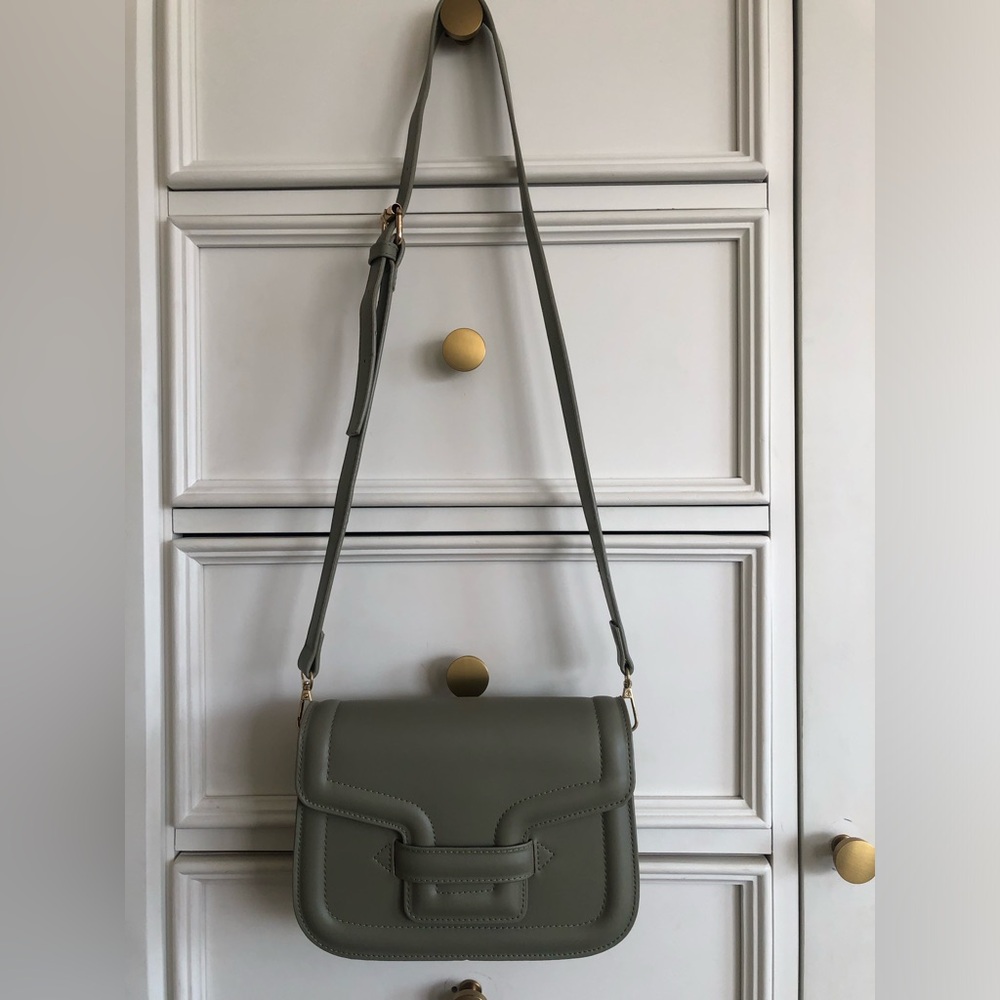 Green crossbody purse